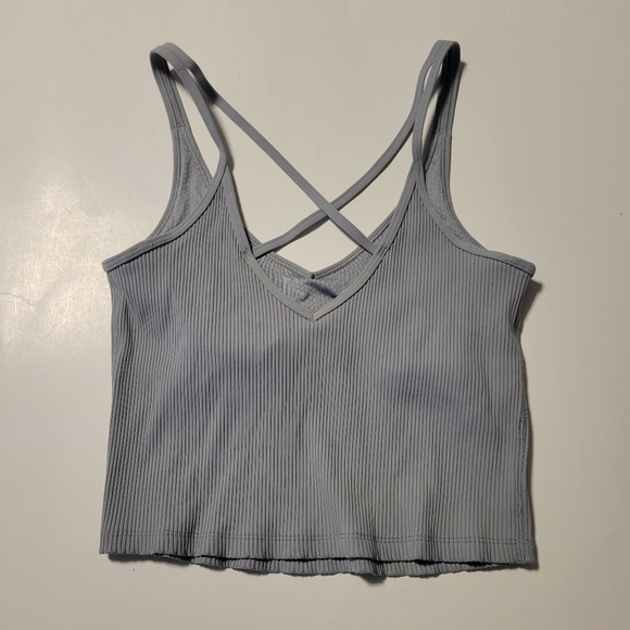 Vuori Ribbed Crop top. - Picture 6 of 11